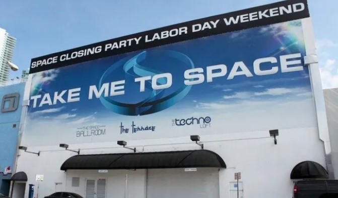 club-space-01